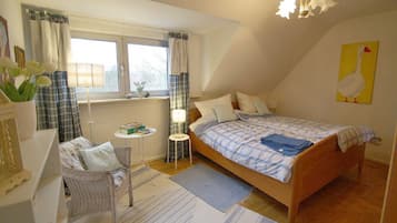 Condo, 2 Bedrooms, Terrace, Lakeside | 2 bedrooms, laptop workspace, free WiFi