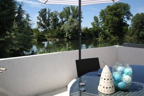 Terrace/patio - Maisonettewohnung mit großer Terrasse (Karlsruhe)