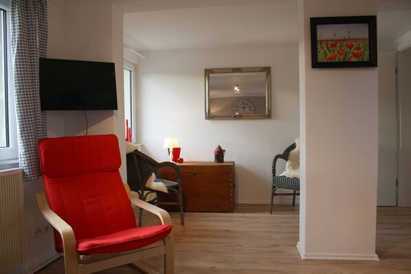 Living area - Maisonettewohnung mit großer Terrasse (Karlsruhe)