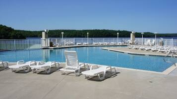 Indoor pool, outdoor pool