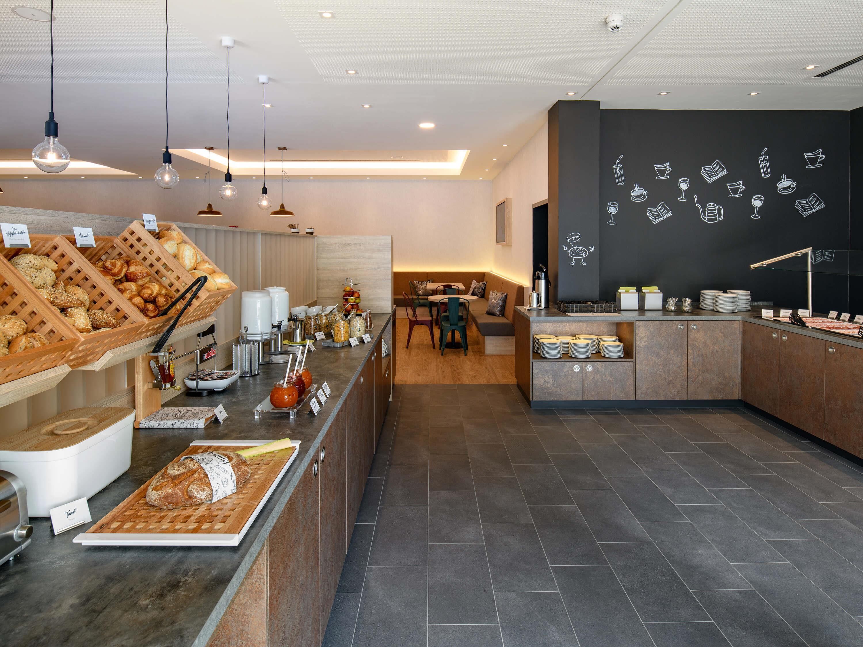 daily continental breakfast (eur 15 per person)