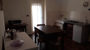 Apartment, 2 Bedrooms, Tower (Bellavista) | Private kitchen