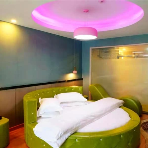 Habitación doble Prestigio, 1 cama Queen size, para no fumadores | Wifi gratis 