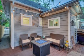 House (1 Bedroom) | Balcony