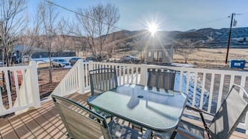 Apartment (2 Bedrooms) | Balcony