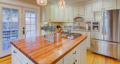 4BD Luxuryclose to Downtown3ba & Pet-friendly!!