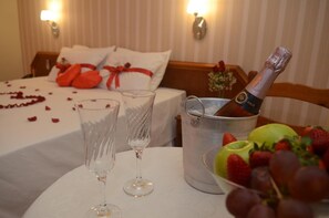 Minibar, soundproofing, free WiFi, bed sheets - River Hotel (Uruguaiana)