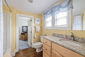 Hårføner og håndklær