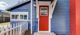 City Center Cottage Netflix, Mtns & Adventure!