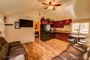 House (2 Bedrooms) | Living room | Smart TV, Hulu, streaming services - Of Manitou Springs 2min to Restaurants, Shops! (Manitou Springs)