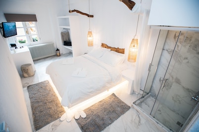 Blue Mountain Guesthouse "Meliti”