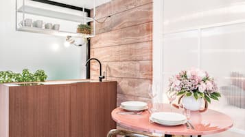 Wasserkocher mit Kaffee-/Teezubehör, Wasserkocher