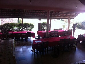Dining - HOTEL DK (Ouidah)