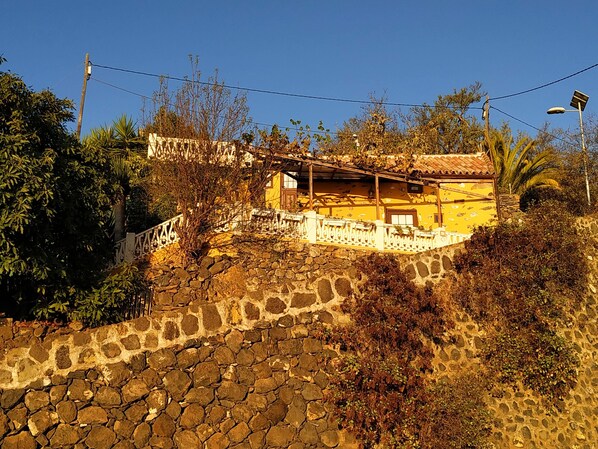 Exterior - House dating from 1760, Built in archilla stone and Tea wood (Tijarafe)