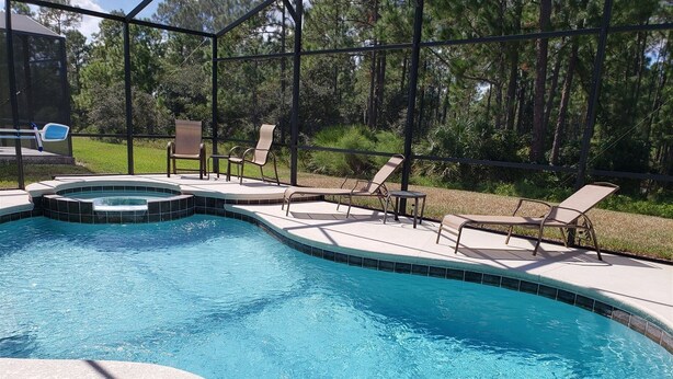 House | Pool - West Facing 6 Bed 5.5 Bath Villa With Private Pool & Spa. Conservation Views (Davenport)