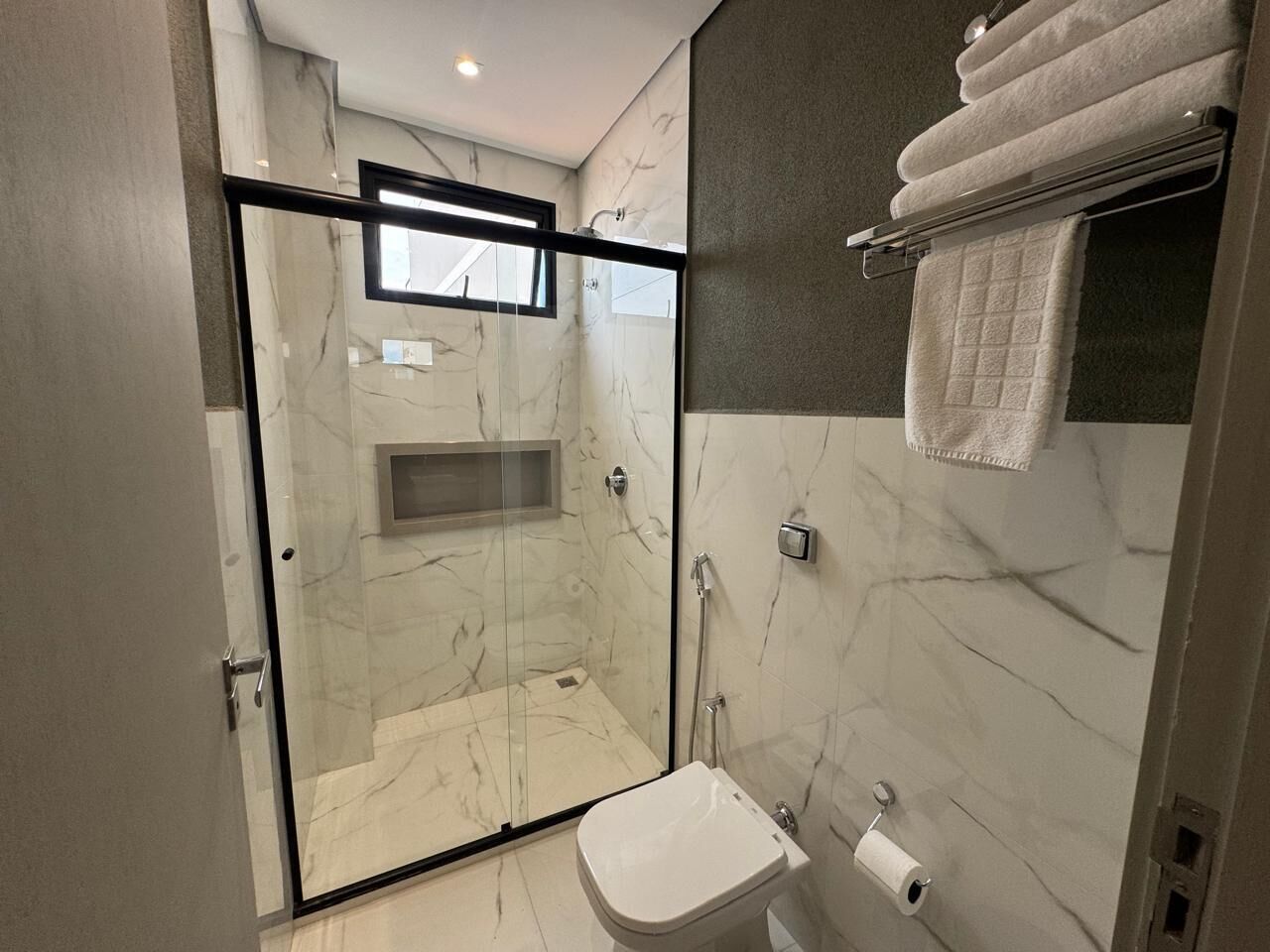 Premium Room | Bathroom | Shower, towels, soap, toilet paper