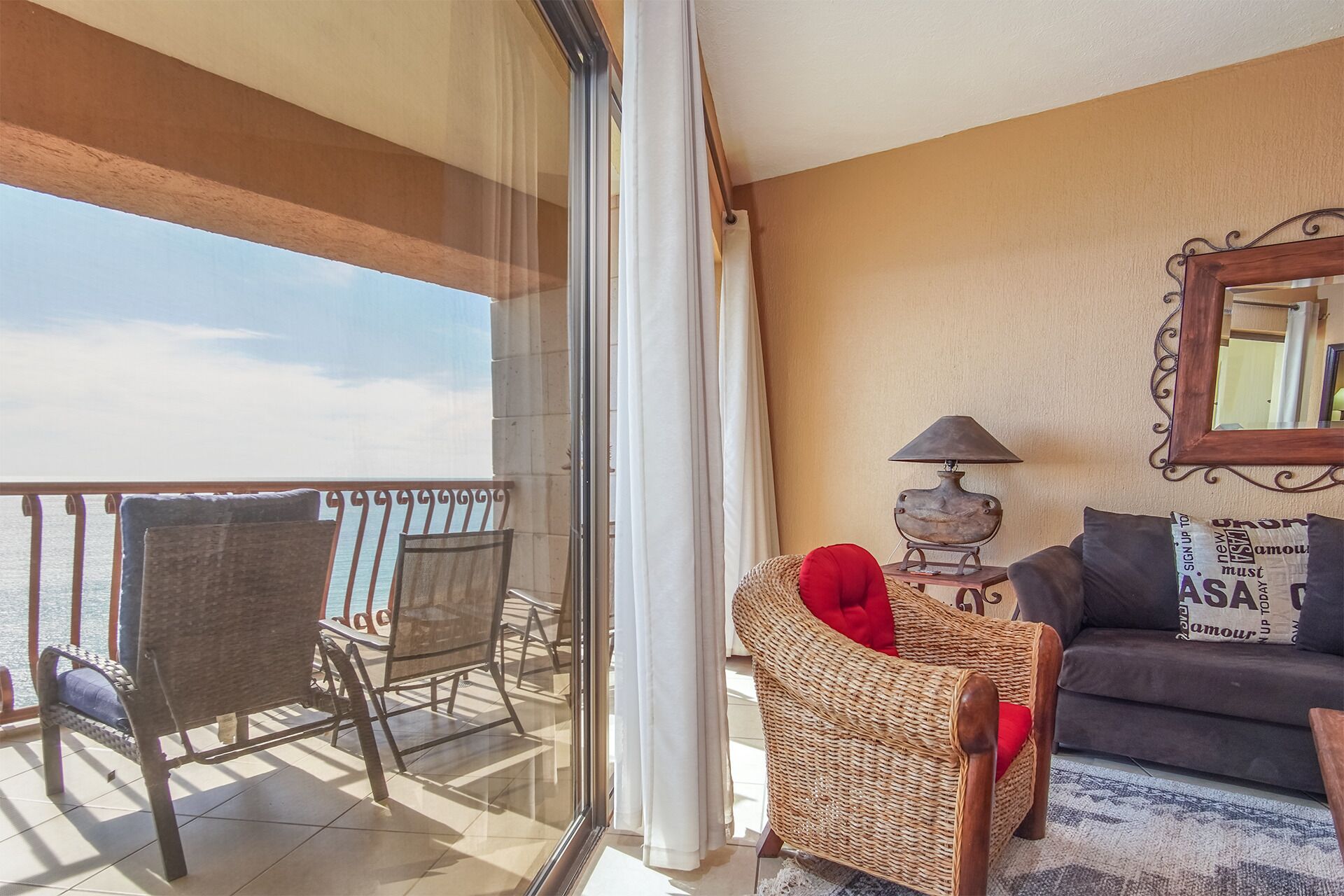 *Premier Host* Sonoran Sun SE 705 Shore Thing Oasis Ocean Front Condo