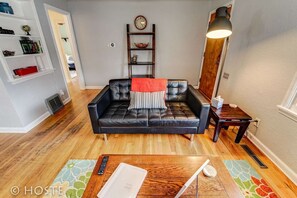 House (2 Bedrooms) | Living room | TV - 2brclassic Downtown Housebright & Charming (Colorado Springs)