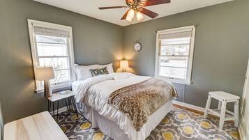 Casa (2 Bedrooms) | 2 quartos, ferros/tábuas de passar roupa, roupa de cama