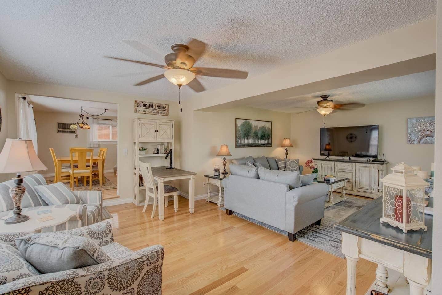 獨棟房屋 (3 Bedrooms) | 客廳 | 智慧型電視