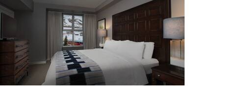 2 bedrooms, in-room safe, iron/ironing board, WiFi