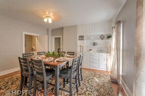 Apartment (3 Bedrooms) | Private kitchen
