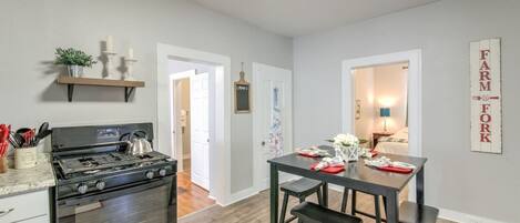 Apartment (3 Bedrooms) | Private kitchen | Full-sized fridge, oven, coffee/tea maker, toaster