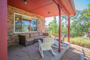 Terrace/patio - 4 BR Country Home in Suburbs W/trails & Parks (Colorado Springs)