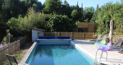 Casa con piscina climatizada en el Val d´Emeraude