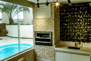 พื้นที่บาร์บีคิว/ปิกนิก