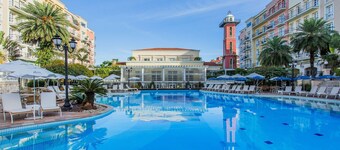 Confortáveis Studios no IL Campanario Resort ILCJR