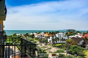 Superior Apartment | Property grounds