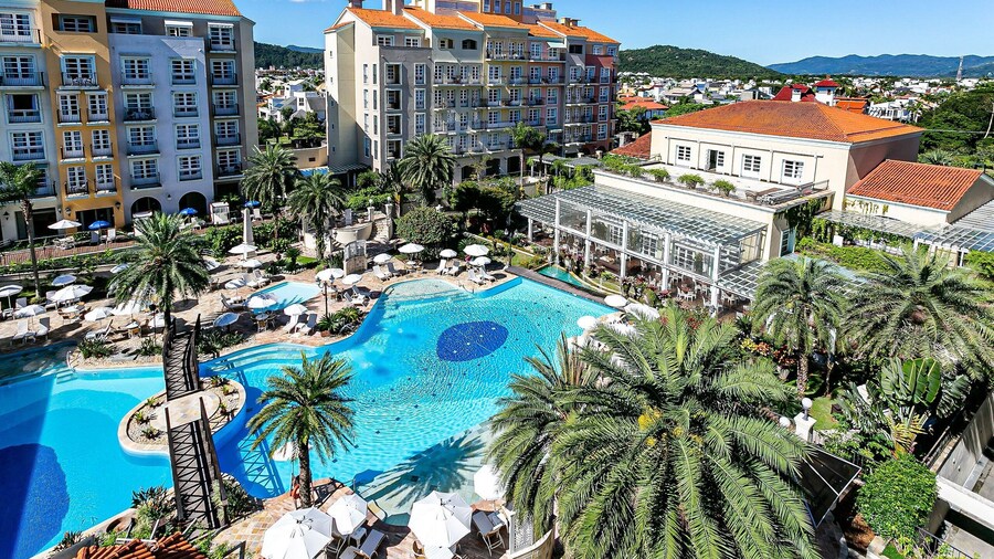 Confortáveis Studios no IL Campanario Resort ILCJR