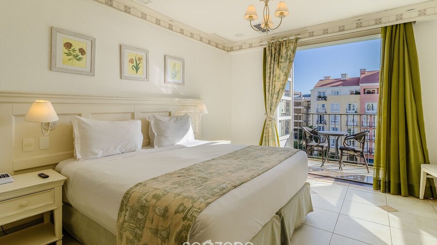 Apto em Resort de luxo próximo ao mar ILC