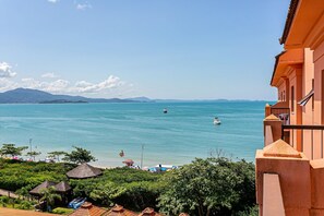 Basic Apartment | Property grounds - Estúdios Modernos em Resort pé na areia - Jurerê Beach Village JBVJR (Florianópolis)
