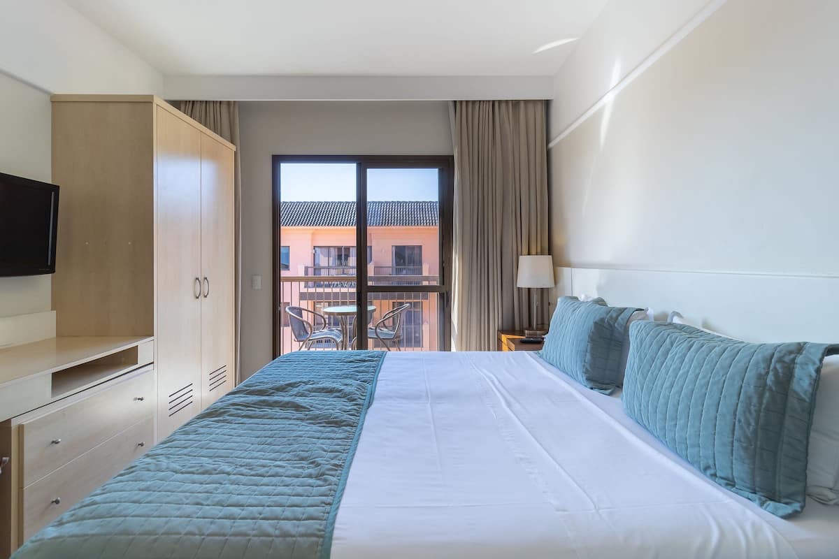 1 bedroom, soundproofing, iron/ironing board, free WiFi