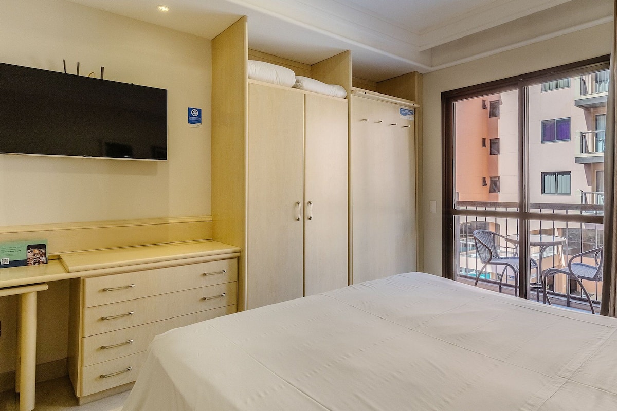 1 bedroom, soundproofing, iron/ironing board, free WiFi