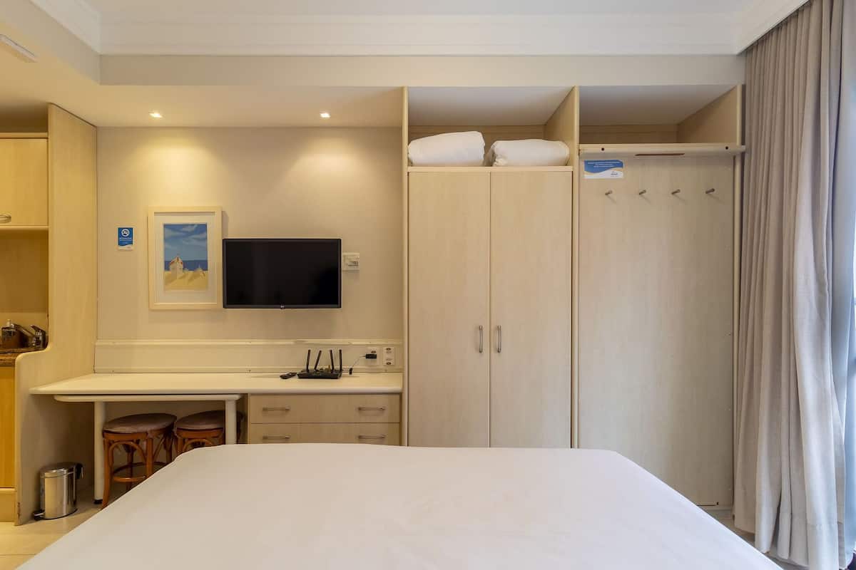 1 bedroom, soundproofing, iron/ironing board, free WiFi