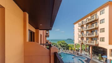 Studio | Pool | Outdoor pool