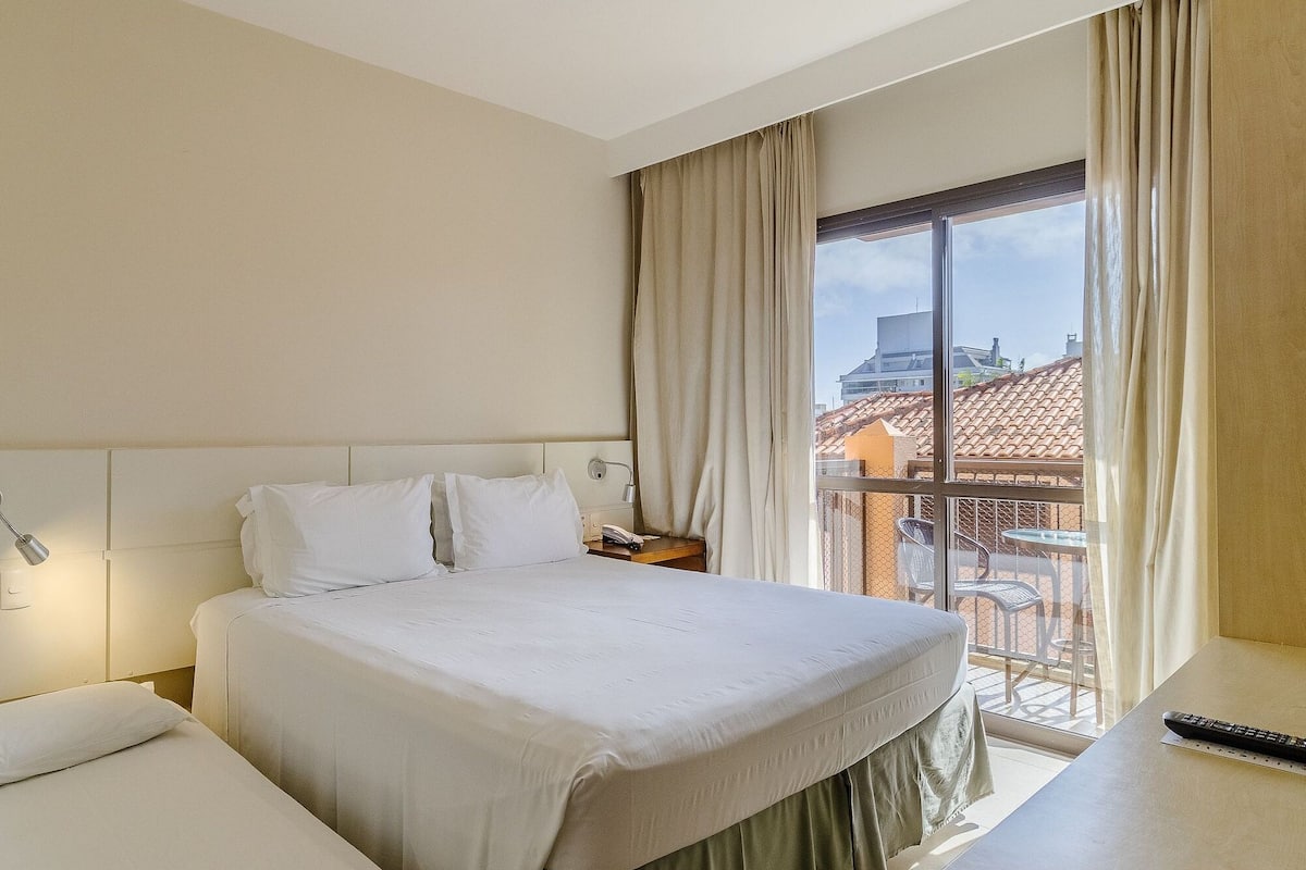 1 bedroom, soundproofing, iron/ironing board, free WiFi