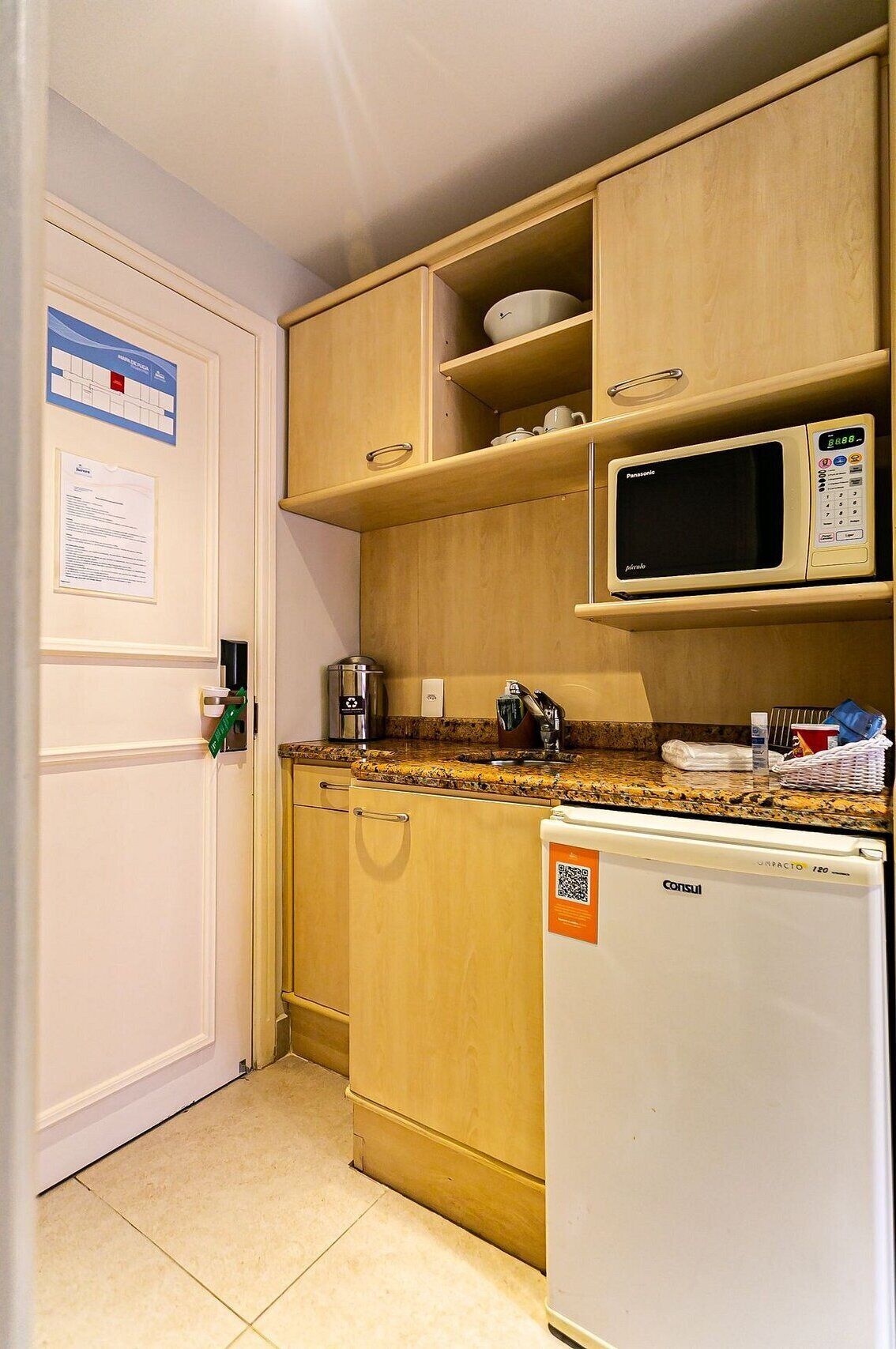 Monolocale | Cucina privata | Mini-frigorifero, microonde, pentole/stoviglie/utensili