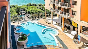 Basic Apartment | Pool | Outdoor pool