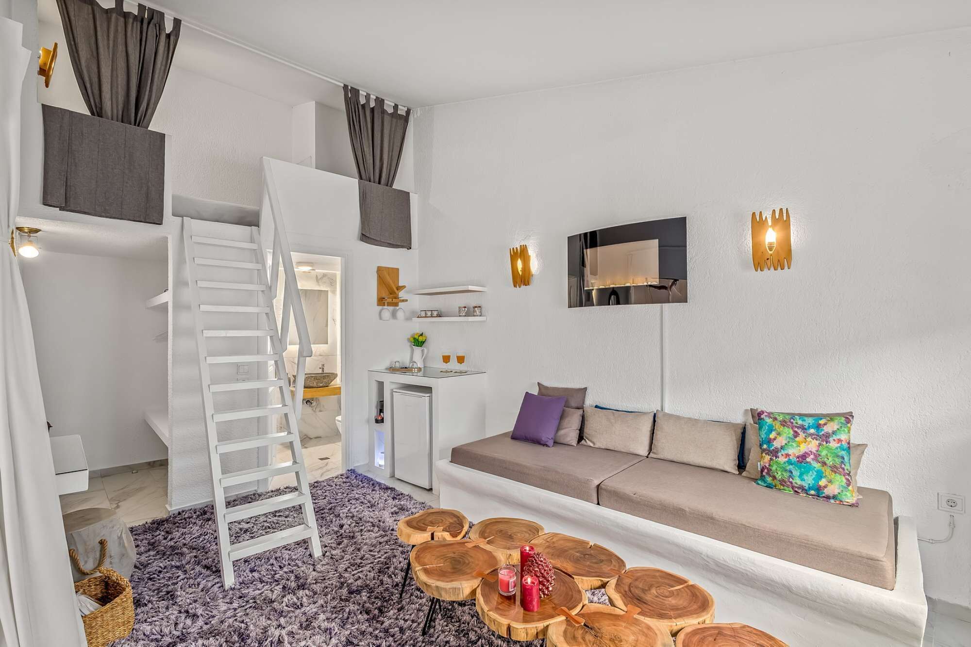 TV, Netflix, streaming services