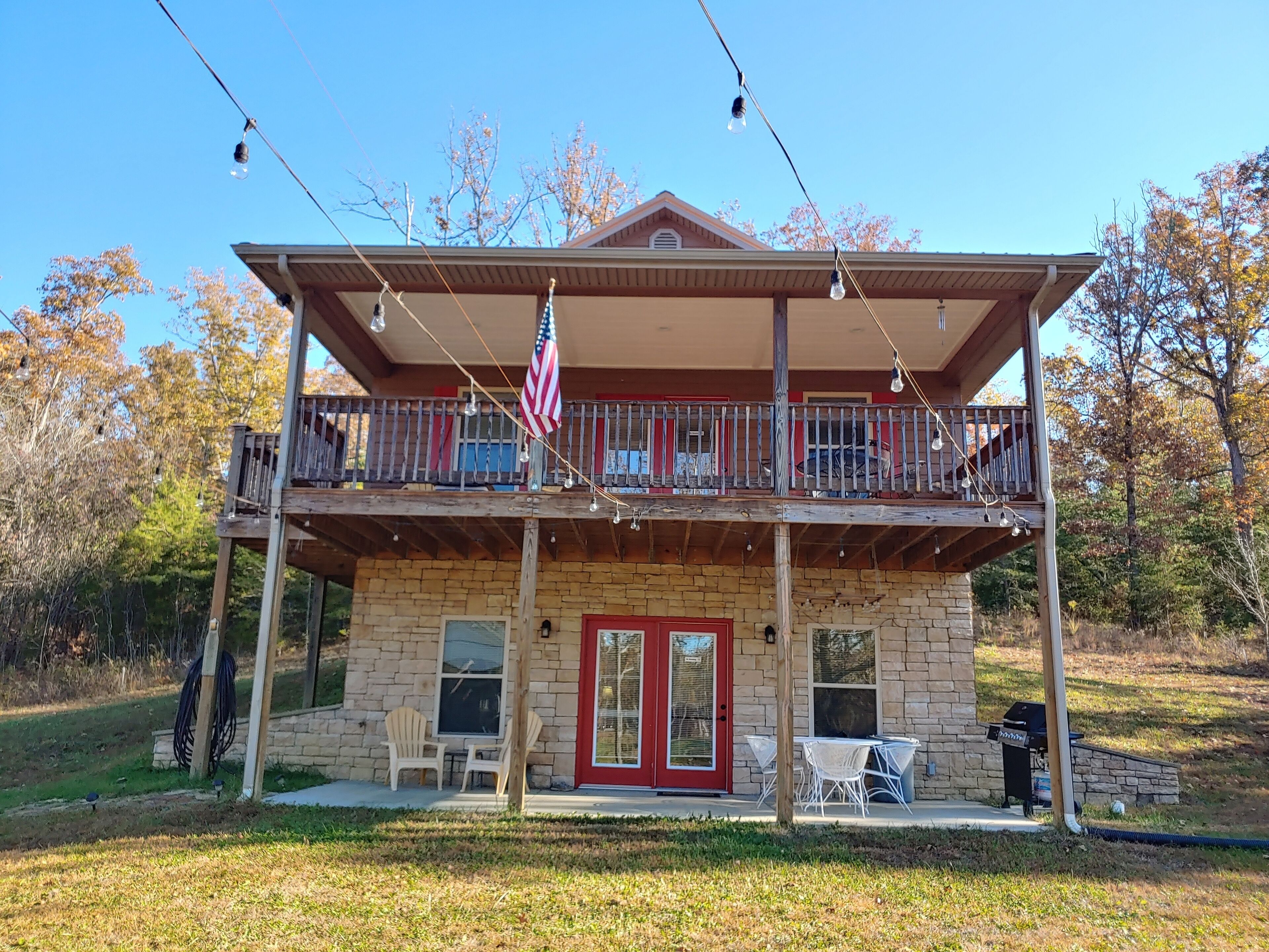 Charming Nolin Lake Retreat