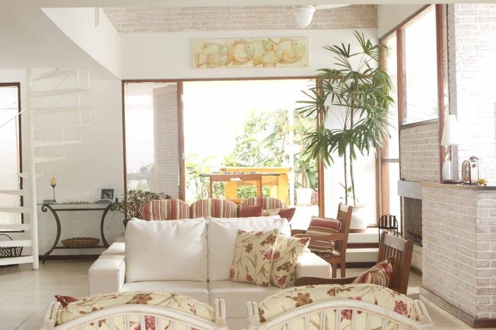 Great House Guaruja