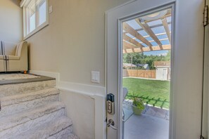 House (4 Bedrooms) | 4 bedrooms, iron/ironing board, Internet