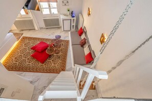 TV, Netflix, streaming services