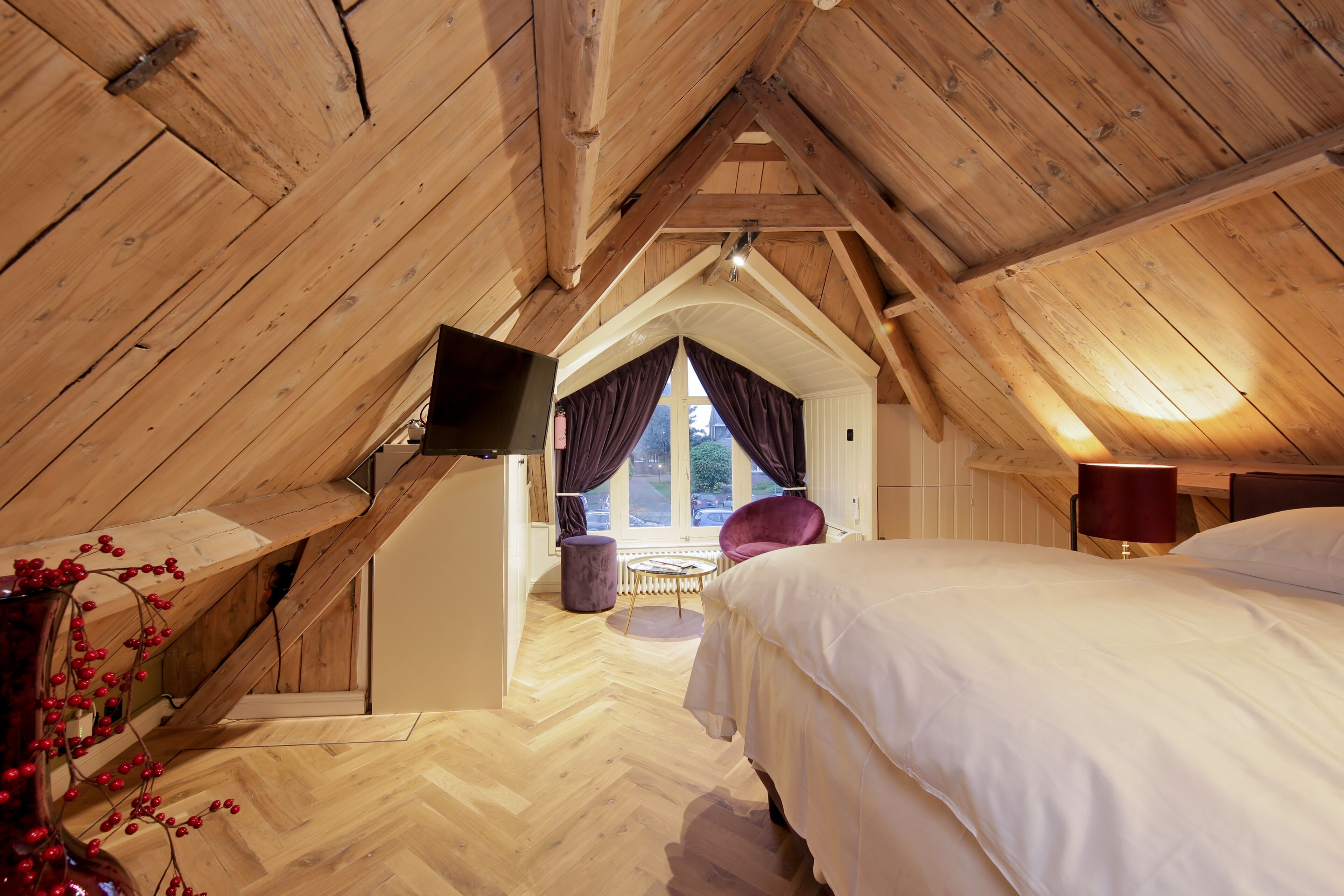 comfort double room (romantic attic, steep stairs) | 1 bedroom, premium bedding, free minibar, in-room safe