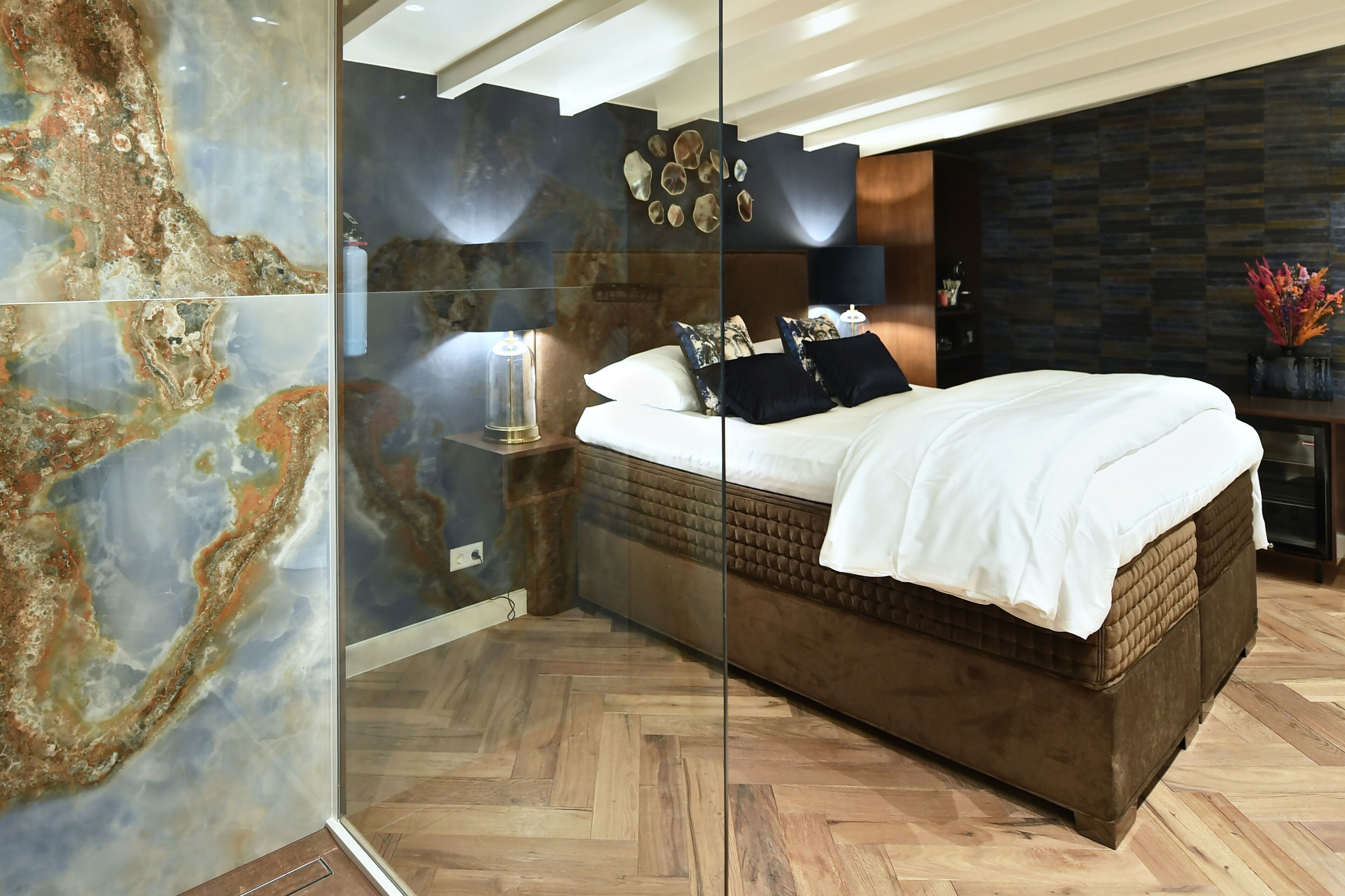 deluxe double room (garden room) | 1 bedroom, premium bedding, free minibar, in-room safe