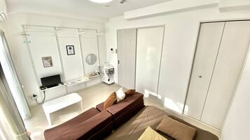 1 bedroom, desk, iron/ironing board, free WiFi